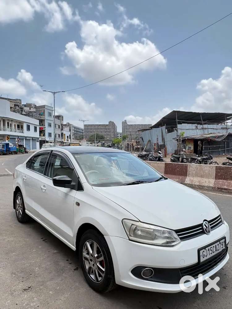 Volkswagen Vento Highline 2012