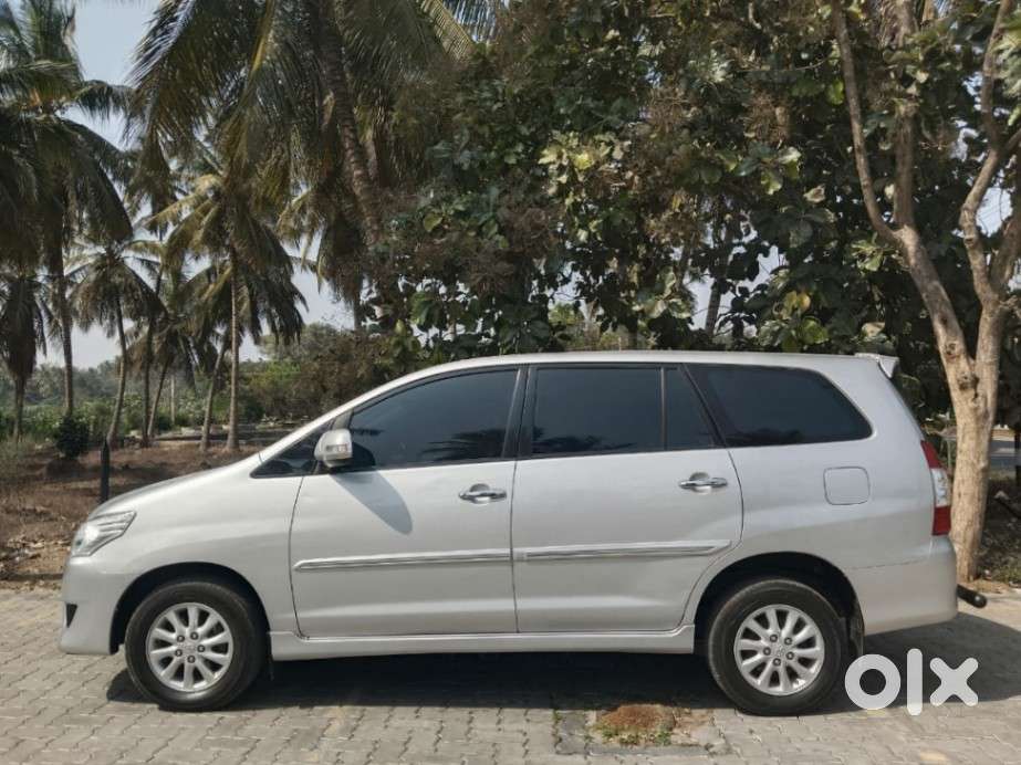 Toyota Innova 2.5 V 7 Str, 2012, Diesel