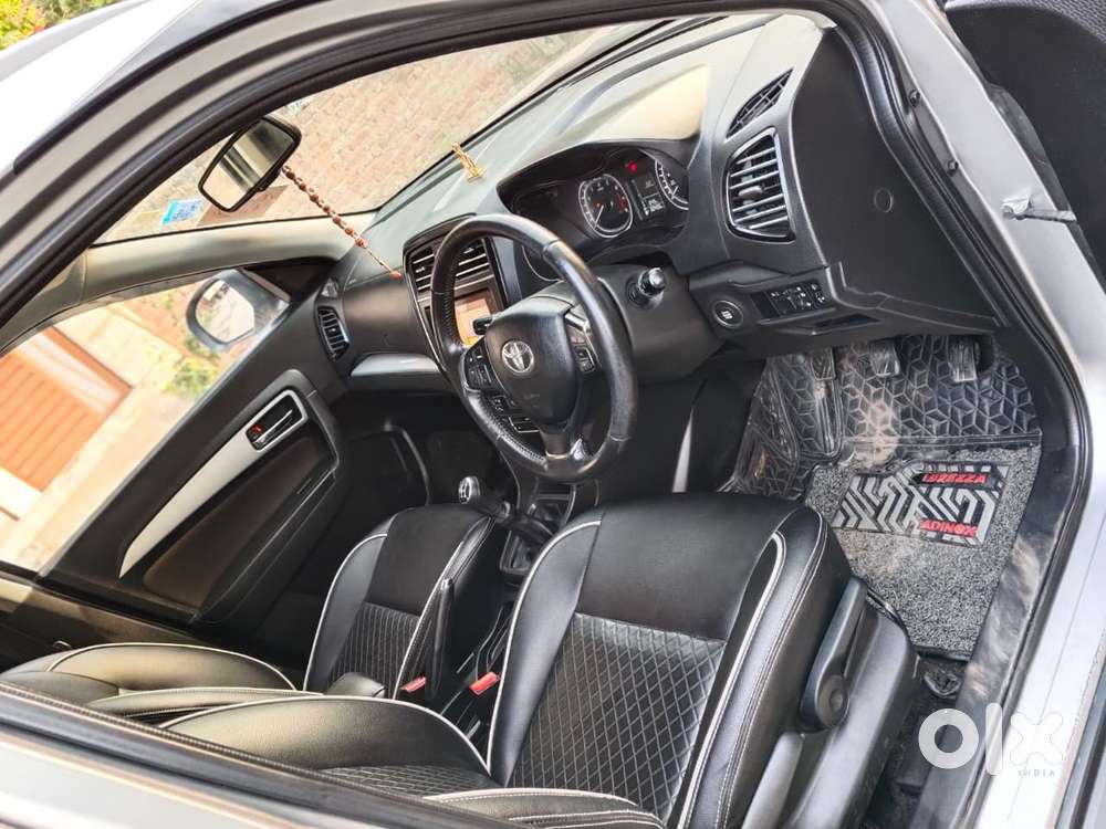 Toyota Urban Cruiser Cruiser Premium, 2021, Petrol