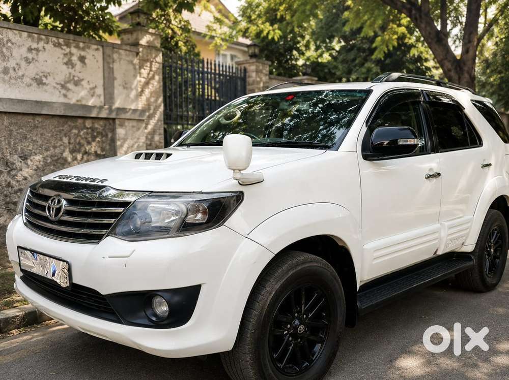 Toyota Fortuner Diesel 2012