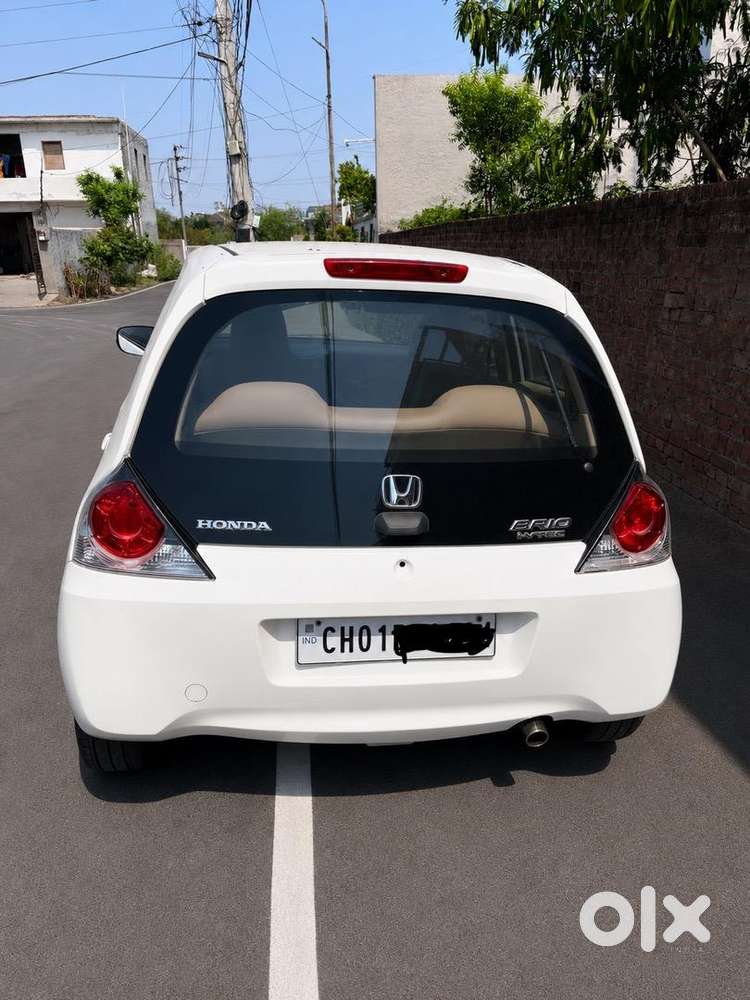 Honda Brio  2014