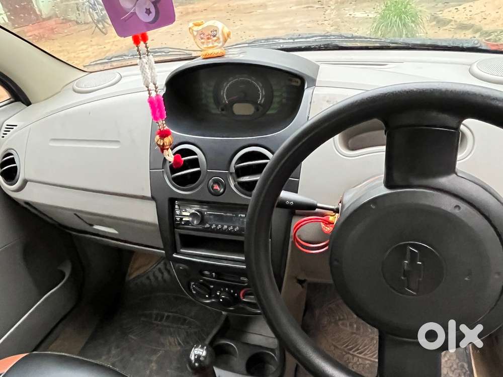 Chevrolet Spark Petrol 2013