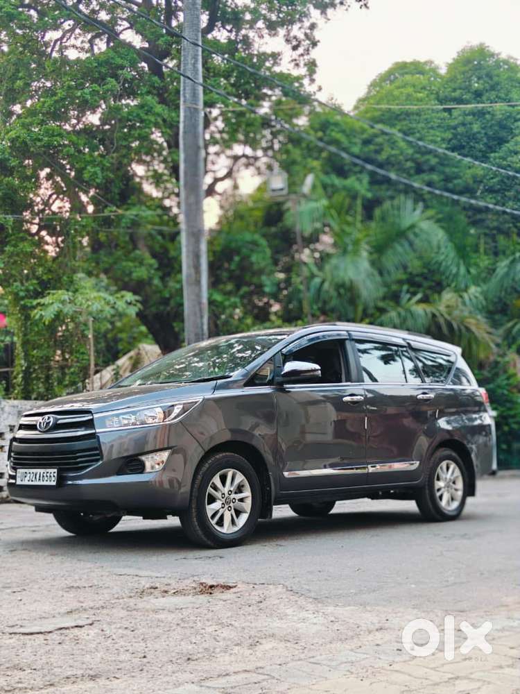 Toyota Innova Crysta 2.4 G Mt, 2018, Diesel