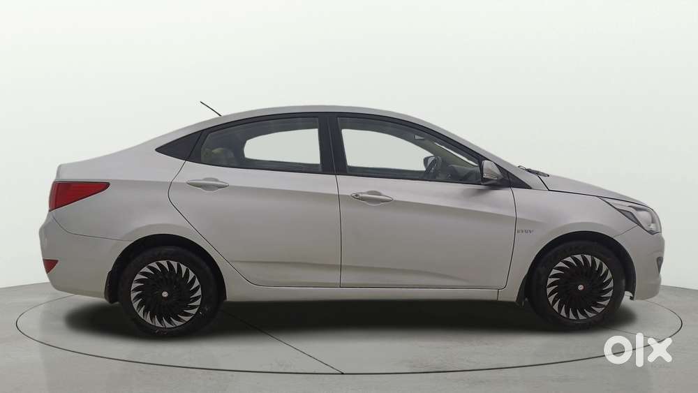 Hyundai Verna 2016-2017 1.6 Vtvt S, 2016, Petrol