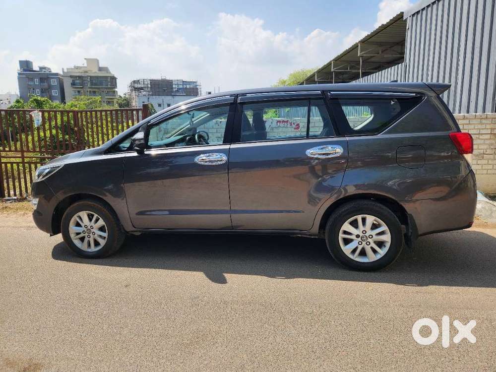 Toyota Innova Crysta 2.4 G Mt 8s, 2018, Diesel