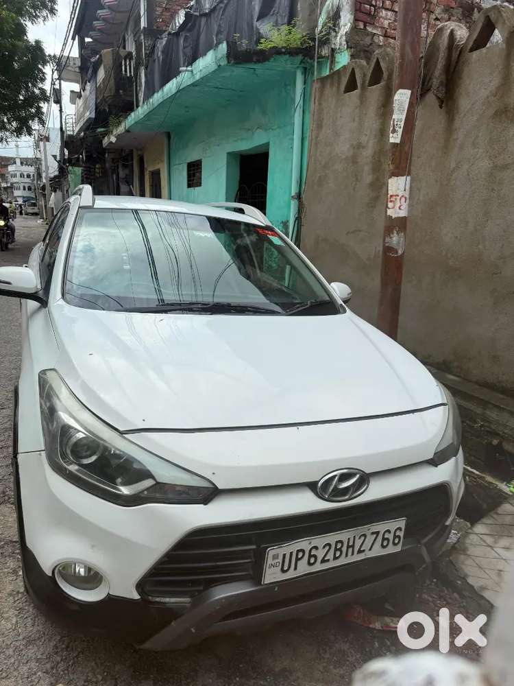 Hyundai I20 Active 2017 Petrol Car