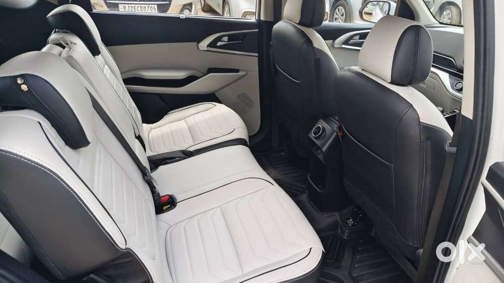 Kia Carens 1.5 Prestige 7 Str, 2023, Petrol
