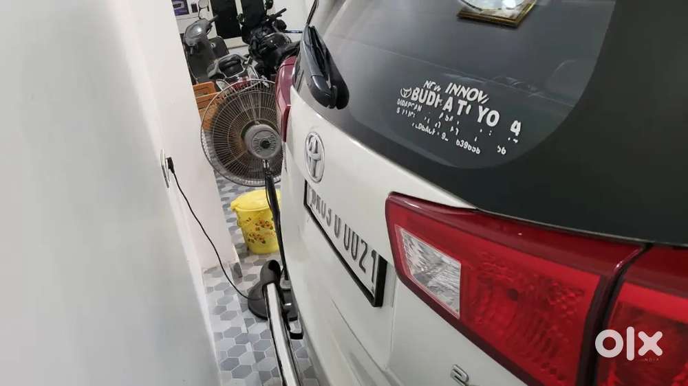 Toyota Innova Crysta Diesel 2016