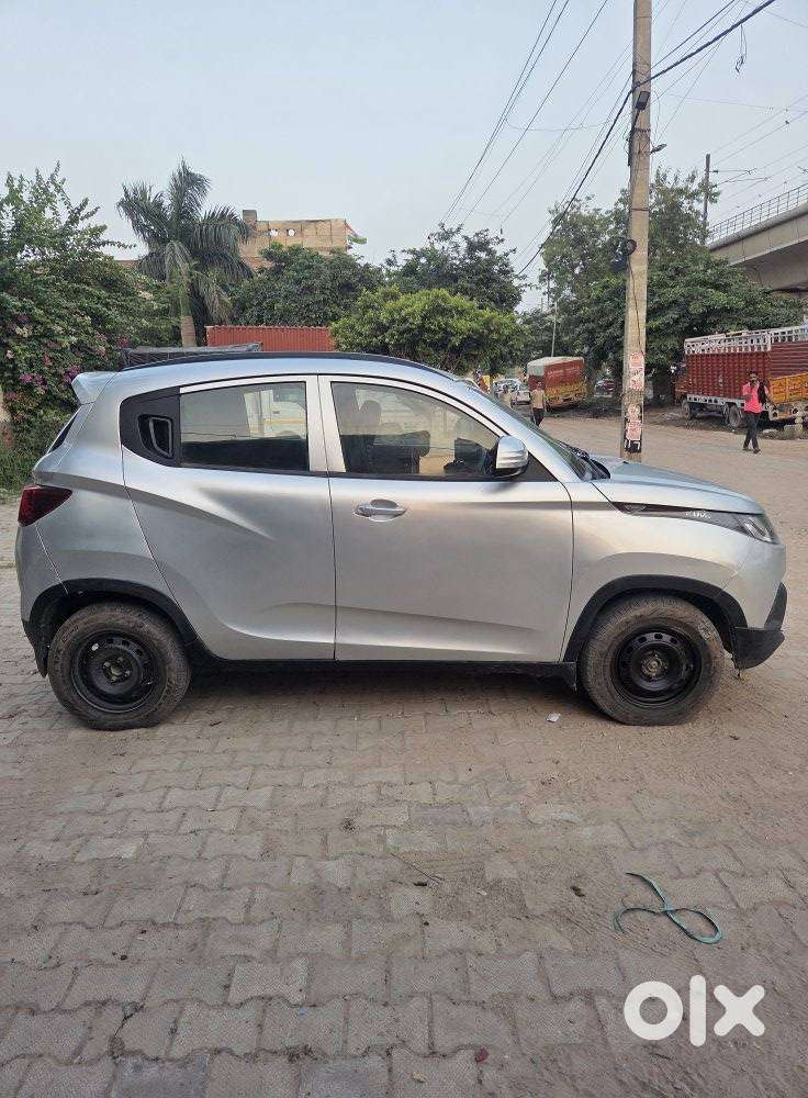 Mahindra Kuv 100 Mahindra-kuv-100-d75-k8, 2017, Diesel