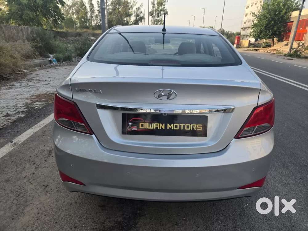 Hyundai Verna Fluidic 1.6 Vtvt Sx, 2016, Petrol
