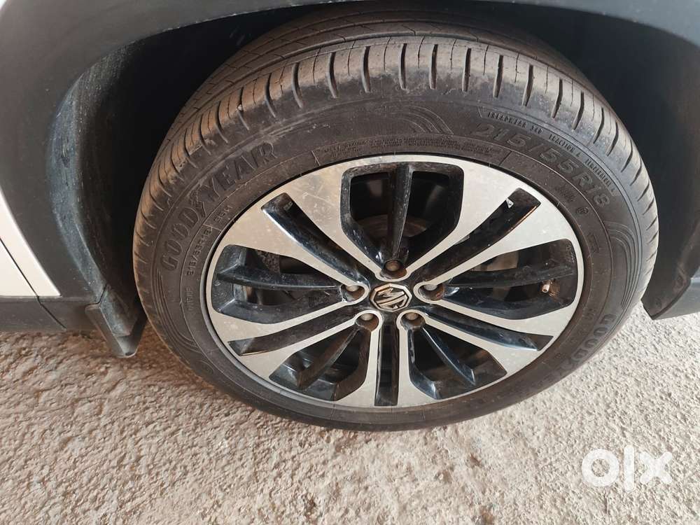 Mg Hector Plus Sharp Pro 1.5 Turbo Petrol Cvt 6 Str, 2023, Petrol