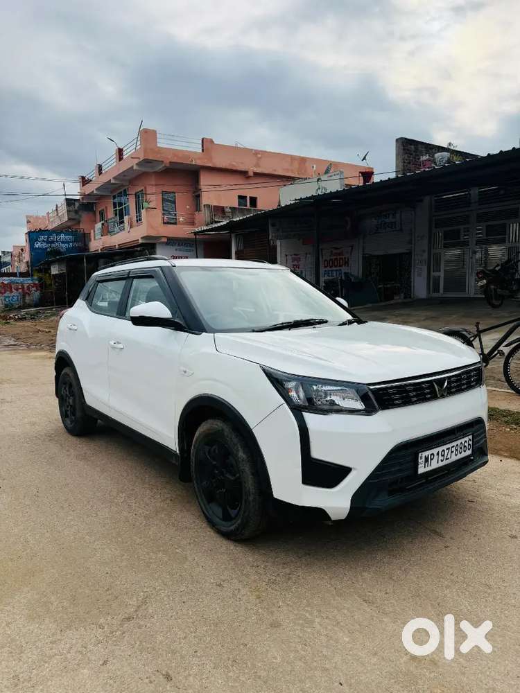 Mahindra Xuv300 W6 2024 Well Maintained
