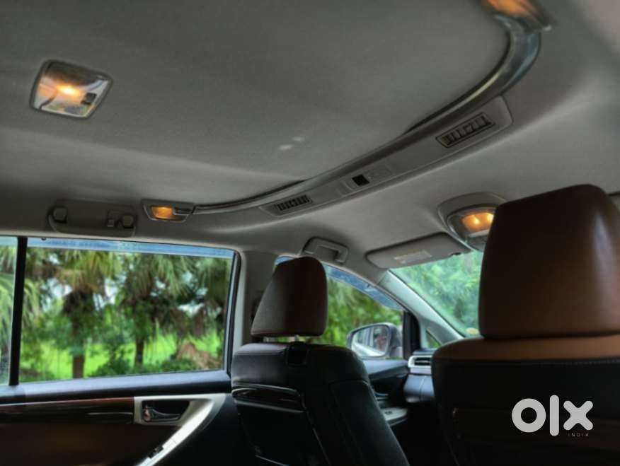 Toyota Innova Crysta 2.8 Z, 2016, Diesel