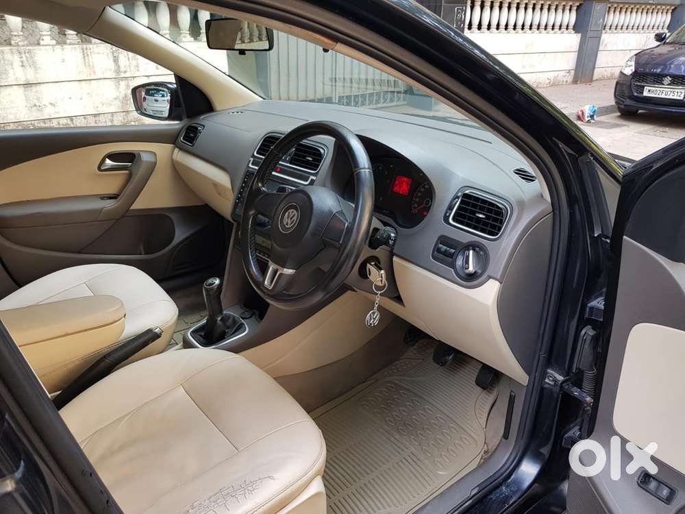 Volkswagen Vento 2010-2013 Petrol Highline, 2011, Petrol