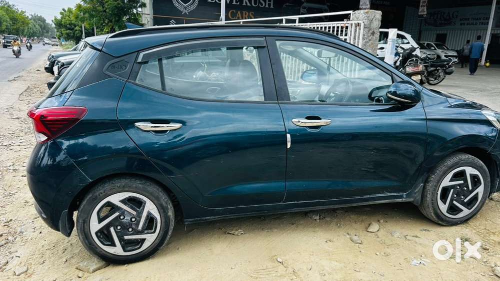 Hyundai Petrol Manual 2023