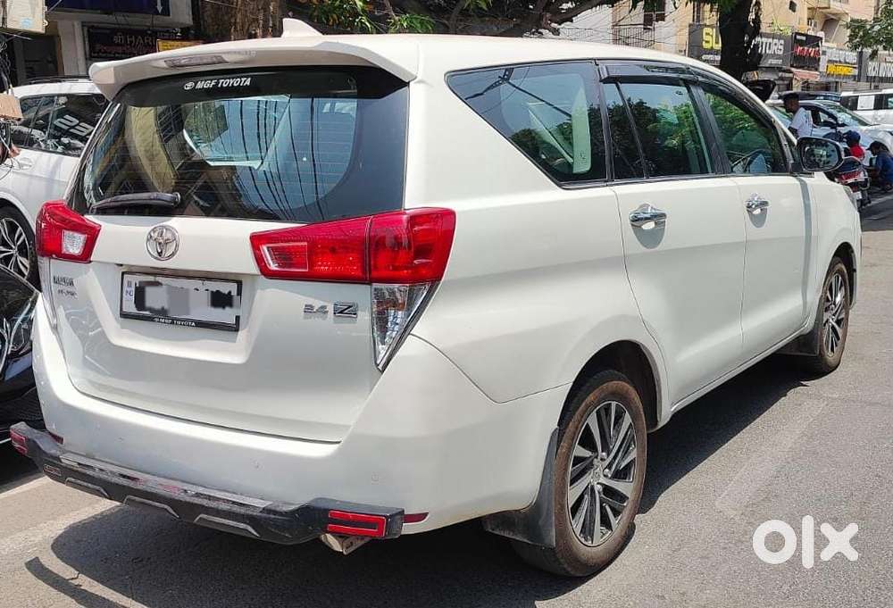 Toyota Innova Crysta [2020-ongoing] 2.4 Zx 7 Str, 2022, Diesel