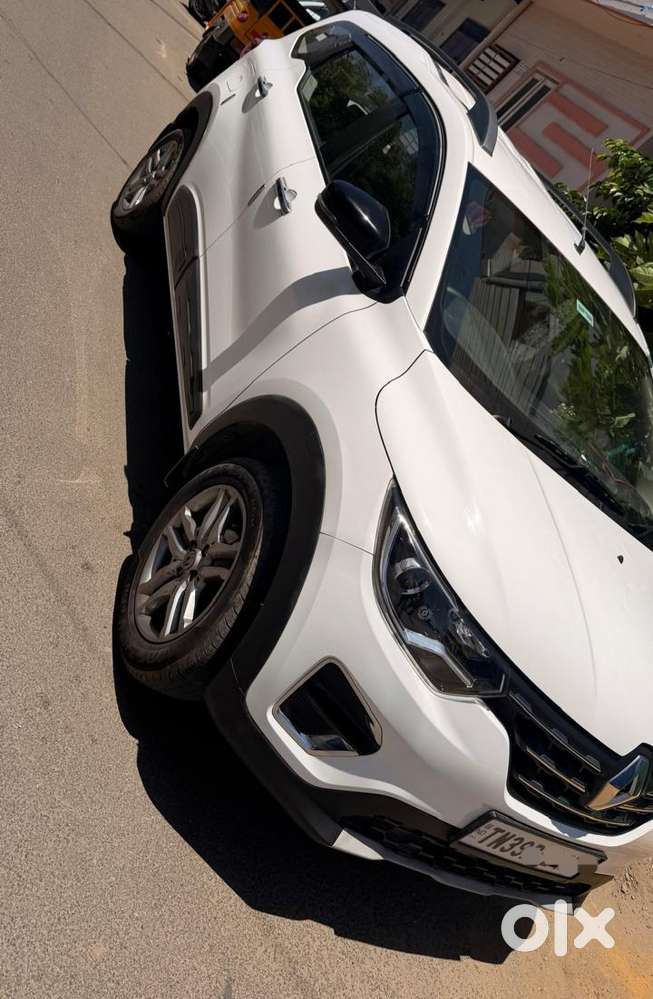 Renault Triber Rxz, 2024, Petrol