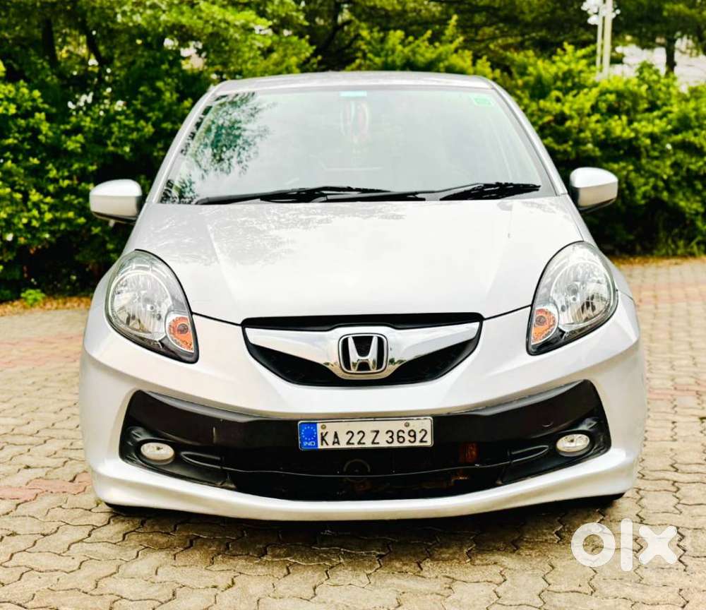 Honda Brio Vx Mt, 2014, Petrol