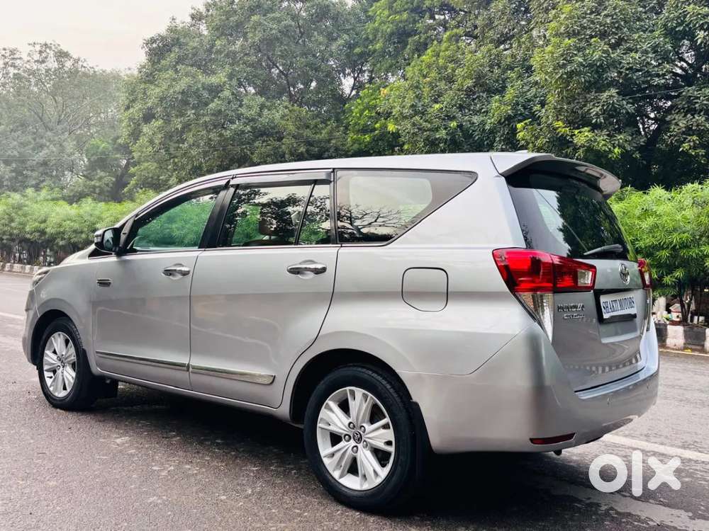 Toyota Innova Crysta 2.8 Zx At 7 Seater, 2017, Diesel