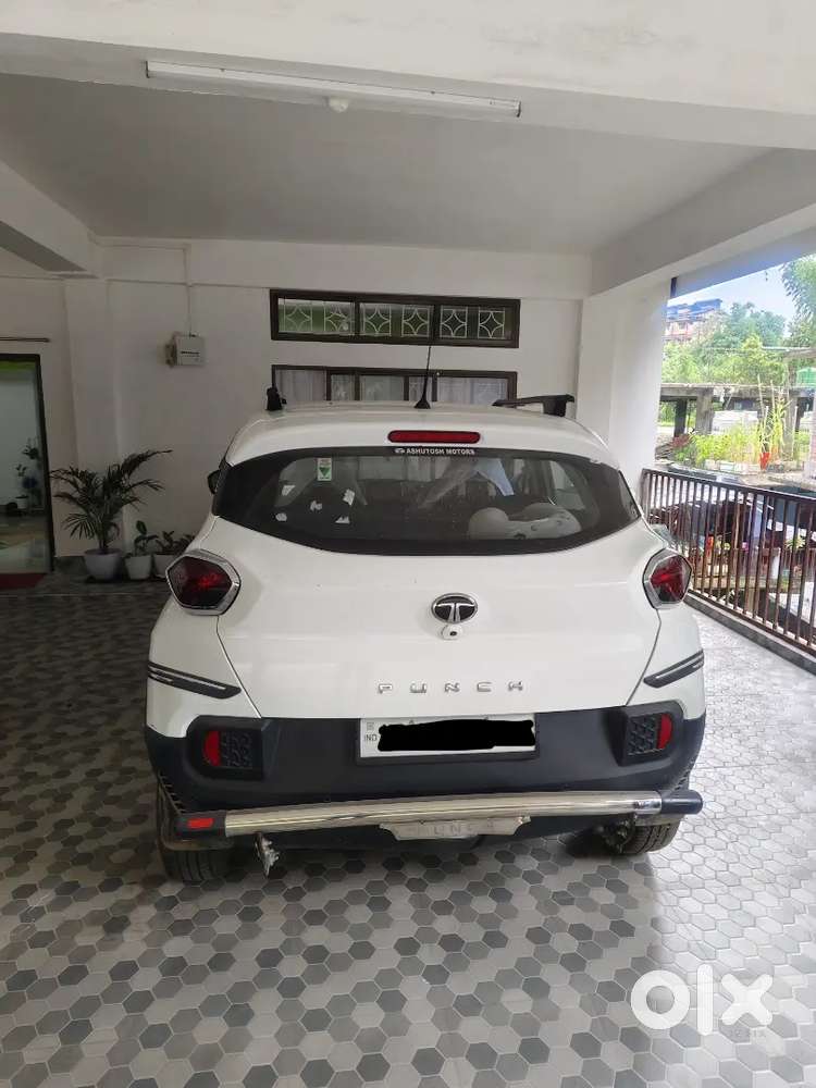Tata Punch Revotron + Amt 2025