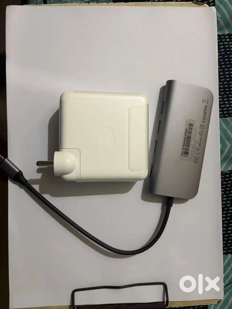 Apple 140W USB-C Adopter+ Hyper-drive USBC 9in1 Laptop docking station