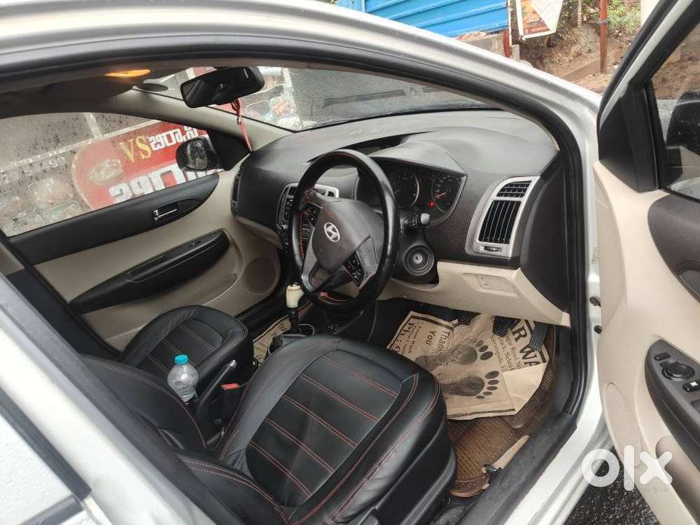 Hyundai I20 1.2 Sportz Option, 2013, Diesel