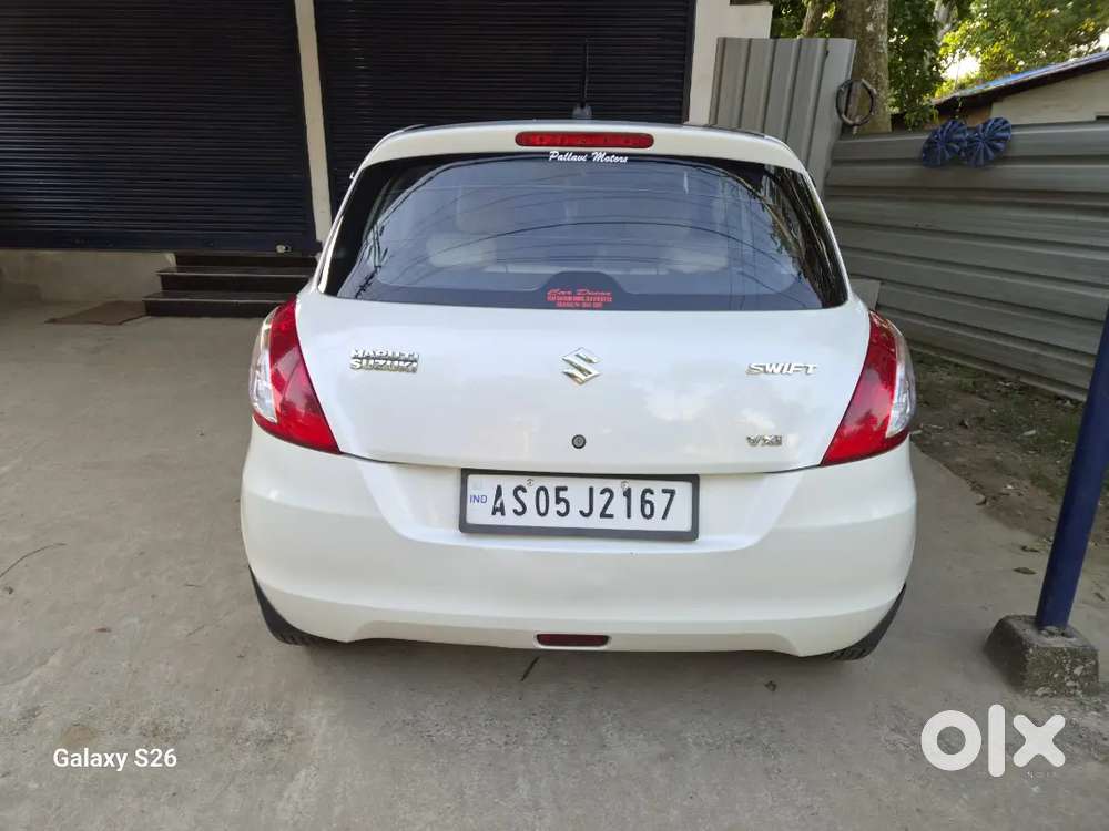 Maruti Swift Vxi 2017