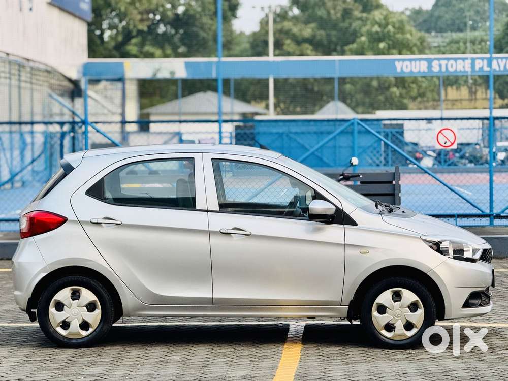 Tata Tiago 1.2 Revotron Xt (o), 2017, Petrol
