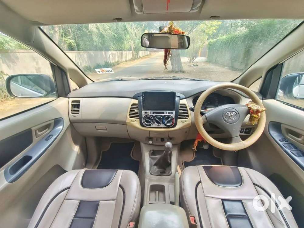Toyota Innova 2.5 G (diesel) 8 Seater, 2009, Diesel