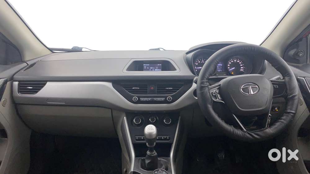 Tata Nexon 1.2 Revotron Xm, 2018, Cng & Hybrids