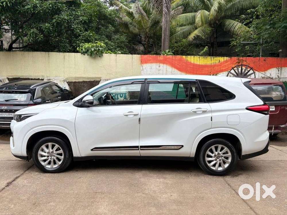 Toyota Innova Hycross 2.0 Gx 8 Str, 2024, Petrol