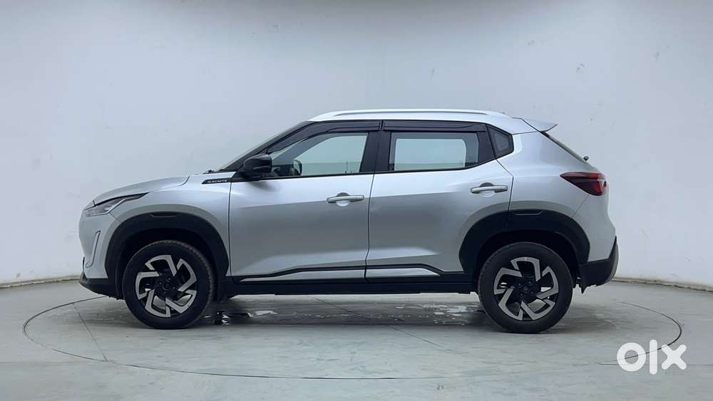 Nissan Magnite 1.0 Xv Executive, 2022, Petrol