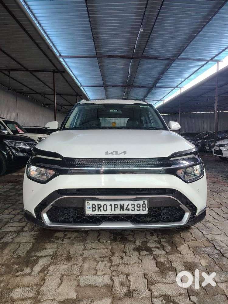 Kia Carens 1.5 Prestige Plus 7 Str Imt, 2022, Petrol