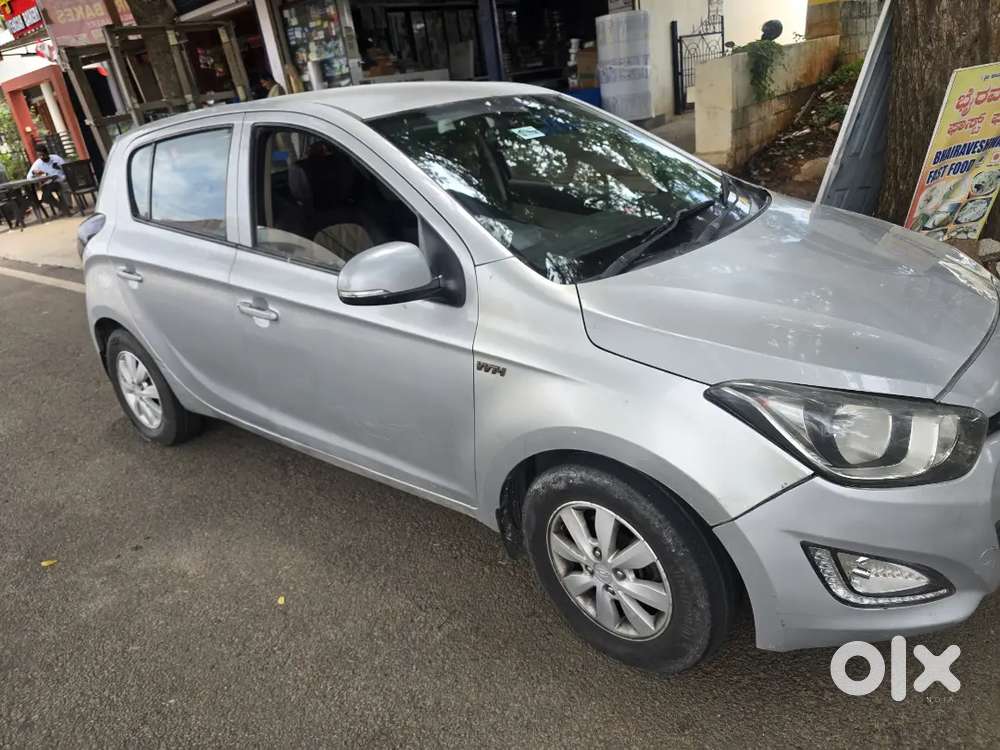 Hyundai I20 2013 Petrol 100000 Km Driven