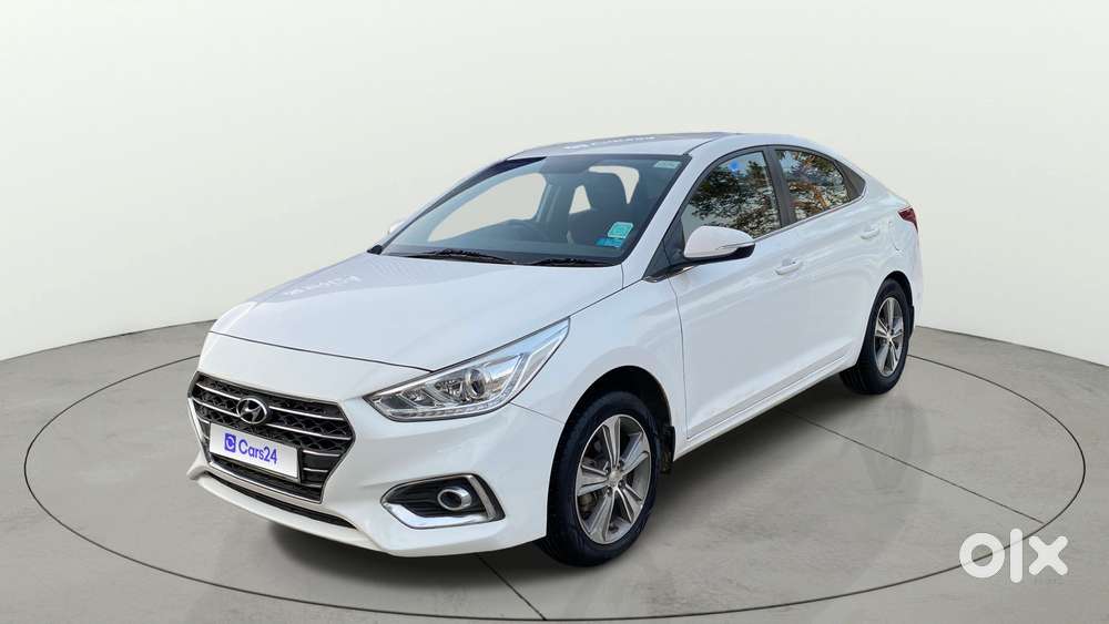 Hyundai Verna 1.6 Vtvt Sx, 2018, Petrol