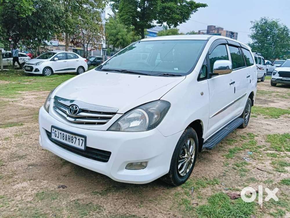 Toyota Innova 2.5 G4 Diesel 8-seater, 2009, Diesel