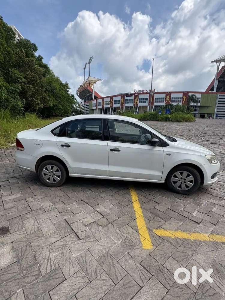 Volkswagen Vento Petrol 2013
