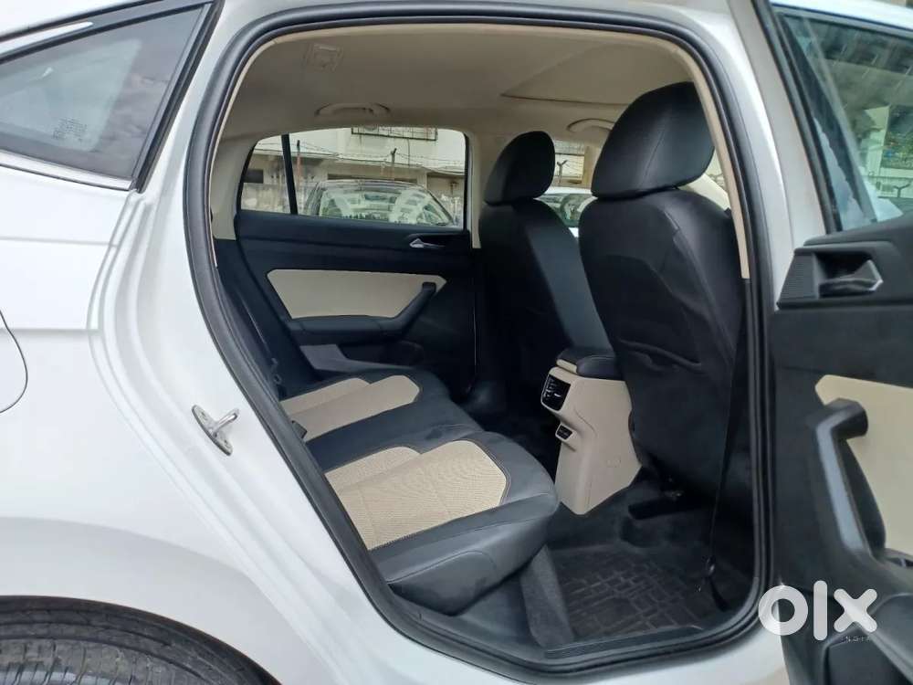 Skoda Slavia Style 1.5l Tsi Mt, 2022, Petrol