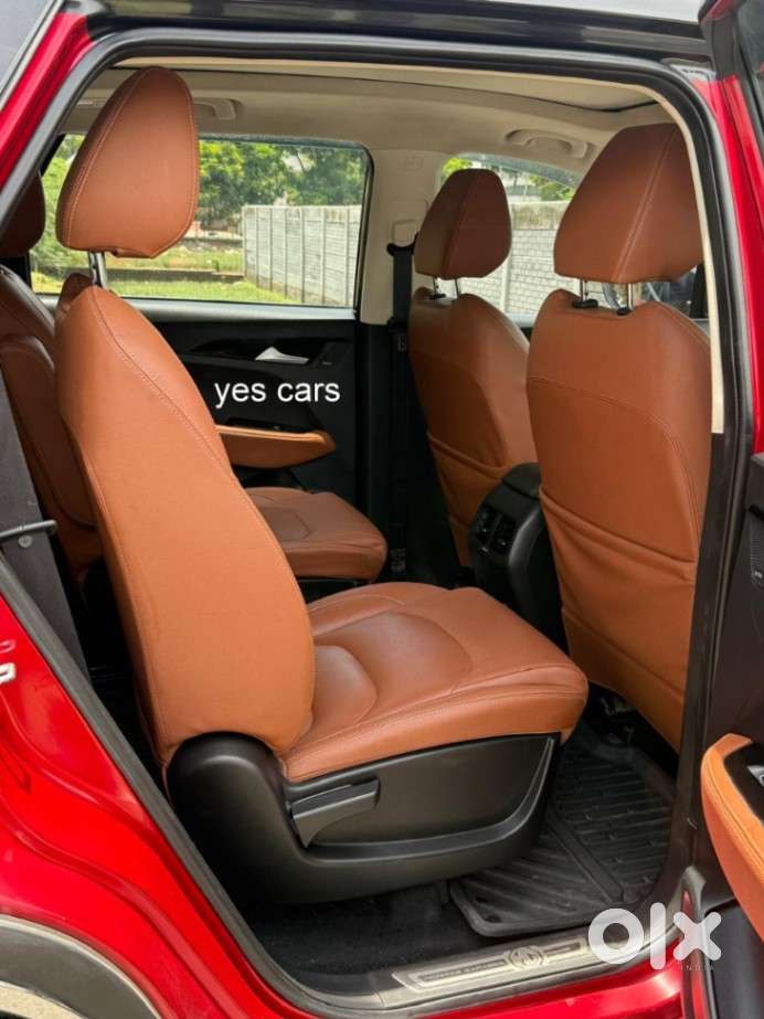 Mg Hector Plus Sharp Pro 1.5 Turbo Petrol 6 Str Dual Tone, 2021, Pet..