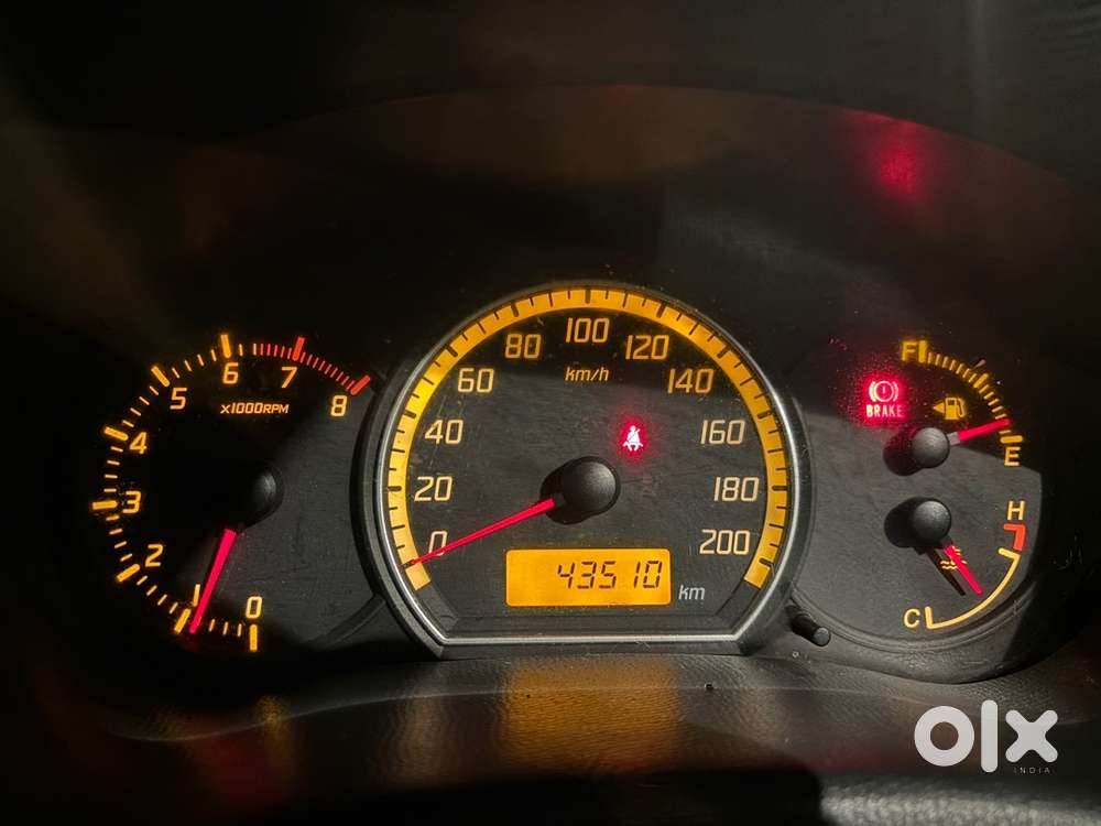 Maruti Suzuki Swift Vxi (2007) – Petrol + Cng  Well Maintained