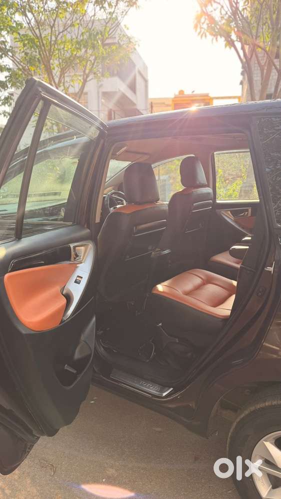 Toyota Innova Crysta 2018