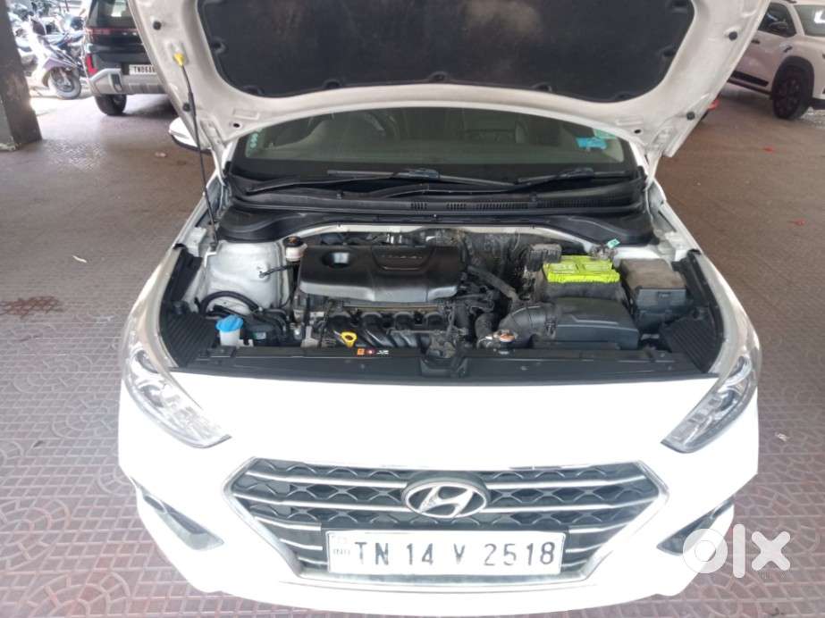 Hyundai Verna 1.5 Sx Petrol Mt, 2019, Petrol