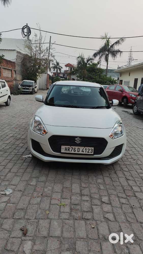 Maruti Suzuki Swift Vxi Optional, 2018, Petrol
