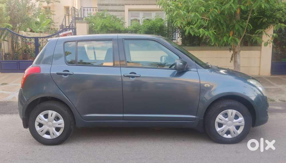 Maruti Suzuki Swift Vxi Optional, 2010, Petrol