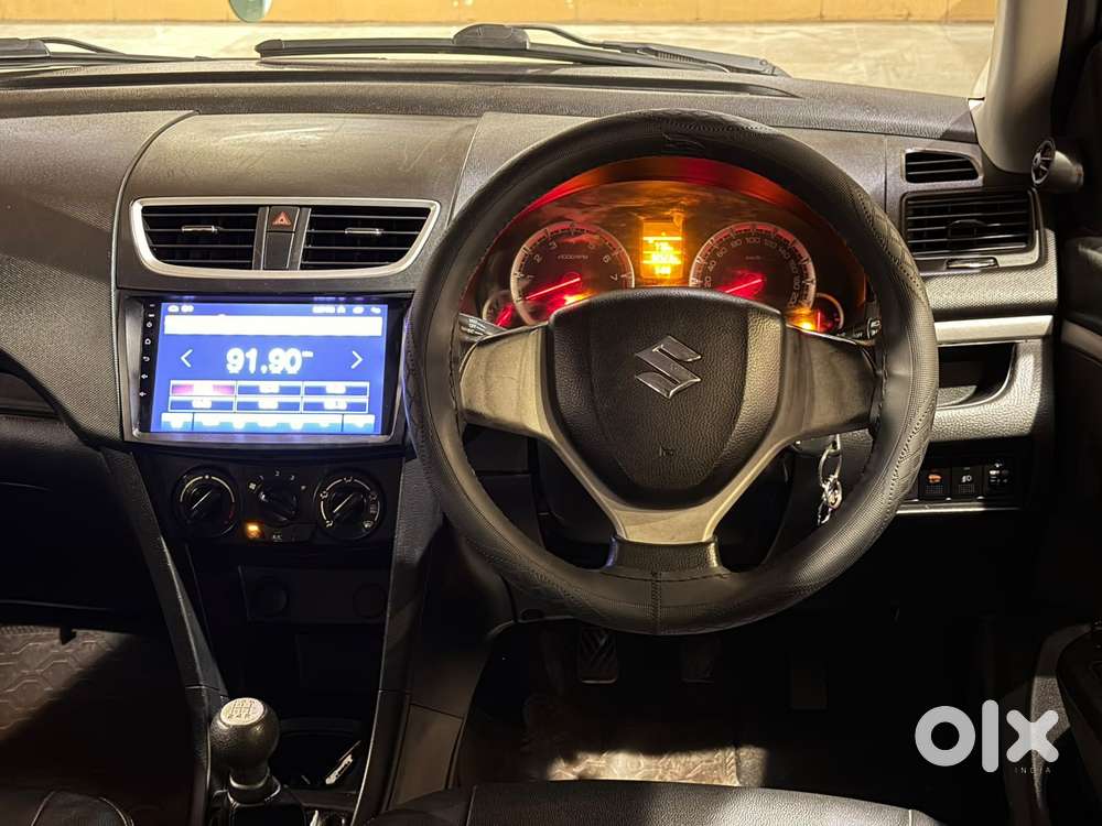 Maruti Suzuki Swift Vxi With Abs, 2014, Petrol