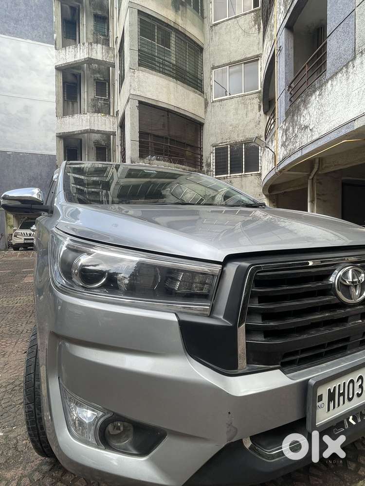 Toyota Innova Crysta 2.8z Automatic, 2016, Diesel