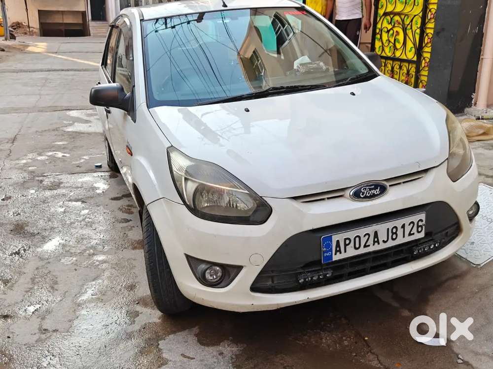 Ford Figo 2011 Petrol 100000 Km Driven