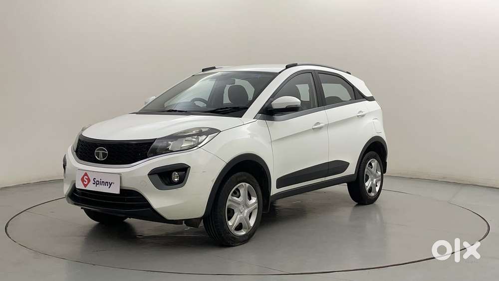 Tata Nexon 1.2 Revotron Xt, 2018, Petrol