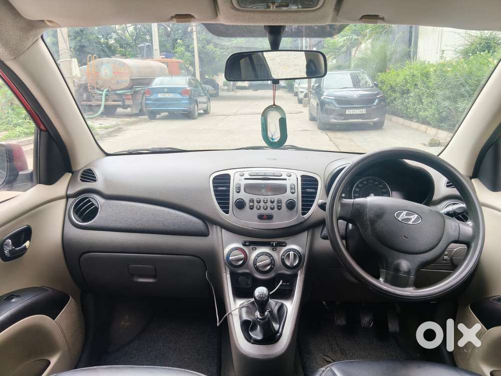 Hyundai I10 Sportz, 2013, Petrol