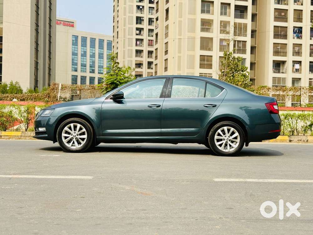 Skoda Octavia [2014-2017] 2.0 L&k Tdi At, 2017, Diesel